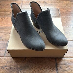 Lucky Brand LK Bashina2 Storm Gray Cut Out Ankle Booties Size 9M *NWT